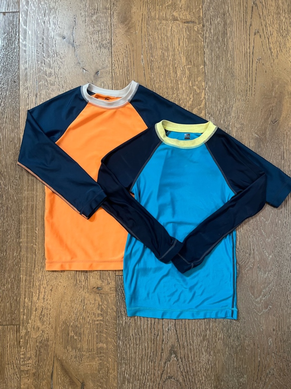 Tea Collection Long-Sleeve Rash Guard Swim Shirt Bundle Size 5 and 6